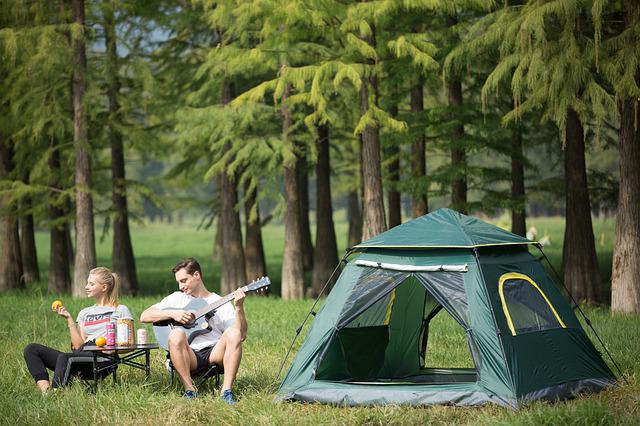 Camping sous tente à La Tranche sur Mer : pourquoi opter cette solution pour des vacances ?