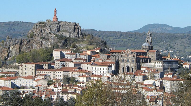 Le puy-en-velay, trésors d'auvergne