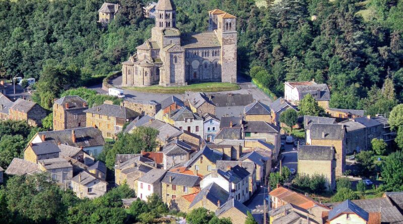 Randan dans le Puy-de-Dôme : Découverte d’un Patrimoine Historique et Naturel