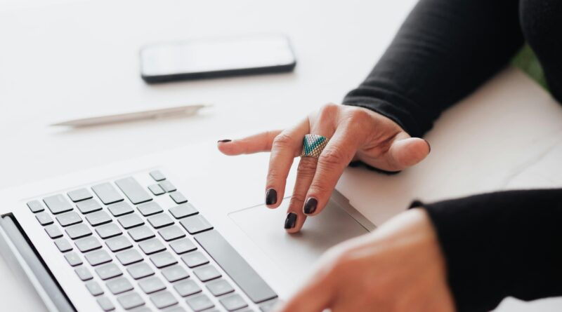 Comment apparaître dans le top 10 Google : Stratégies efficaces pour optimiser votre SEO